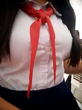 Snapshot of lina_loveee chatting on 07-07-26, 07:34 lina loveee online show from 07-07-26, 07:34