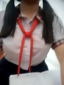 Snapshot of lina_loveee chatting on 03-17-26, 07:22 lina loveee online show from 03-17-26, 07:22