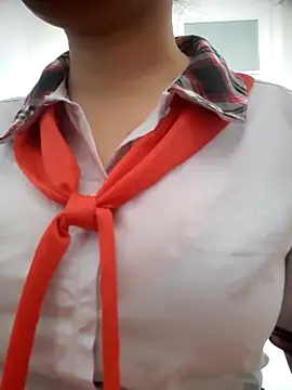 Snapshot of lina_loveee chatting on 03-13-26, 05:56 lina loveee online show from 03-13-26, 05:56