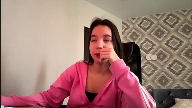 tiffanyrap online show from 01-14-26, 07:12