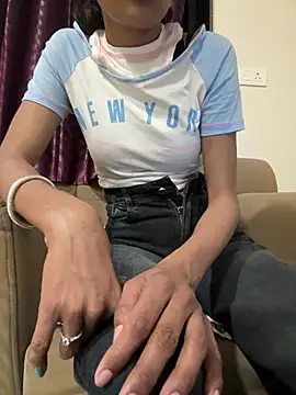 hina 001 online show from 02-06-26, 09:33