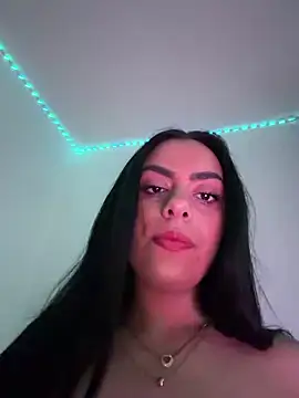 Snapshot of Marisa_ass chatting on 05-17-26, 08:20 Marisa ass online show from 05-17-26, 08:20