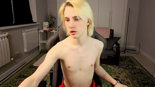 lucidangelok1 online show from 03-11-26, 01:16