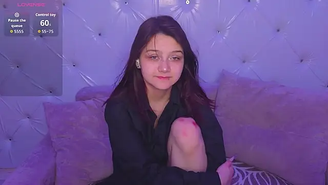 xxxnaughtyfoxyxxx online show from 05-01-26, 05:18