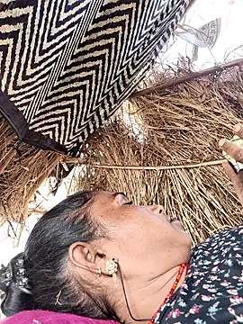 lodhi8080 online show from 04-01-26, 02:36