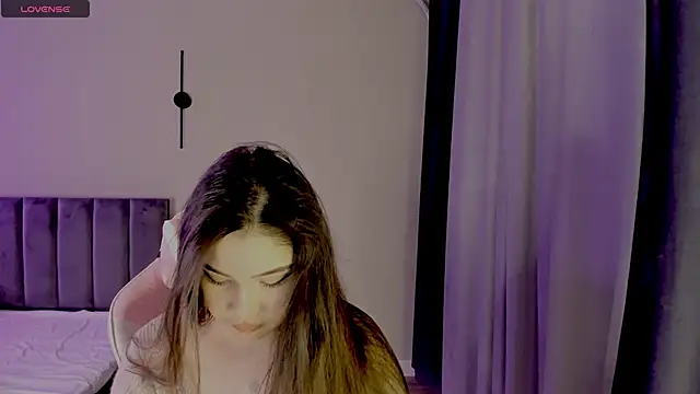 Aiko mainee online show from 02-01-26, 01:42