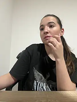 OutsiderMuse online show from 03-31-26, 06:10