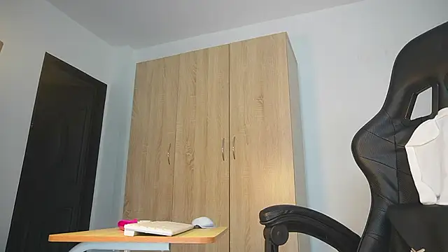 celestes777 online show from 03-26-26, 07:23