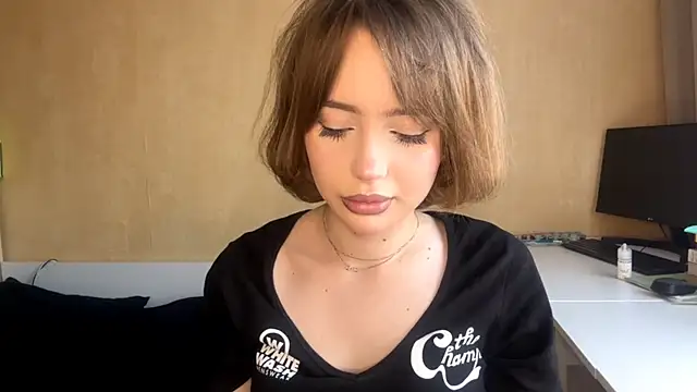 lil glow online show from 01-15-26, 11:02