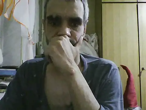 Snapshot of Gattuzoman85 chatting on 01-05-26, 10:57 Gattuzoman85 online show from 01-05-26, 10:57