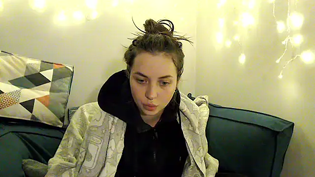 Julia GraceOF online show from 01-16-26, 07:18