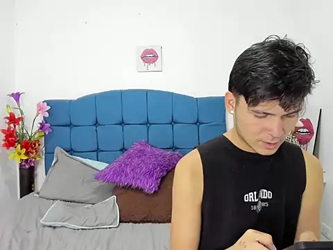 CoupleFire  online show from 01-15-26, 06:44