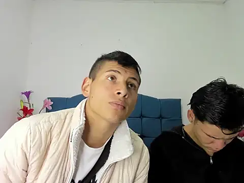 CoupleFire  online show from 01-11-26, 02:02