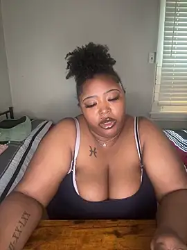 Chocolatebunnyxx96 online show from 04-16-26, 09:39