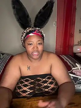 Chocolatebunnyxx96 online show from 02-25-26, 06:02