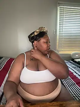 Chocolatebunnyxx96 online show from 04-02-26, 06:36