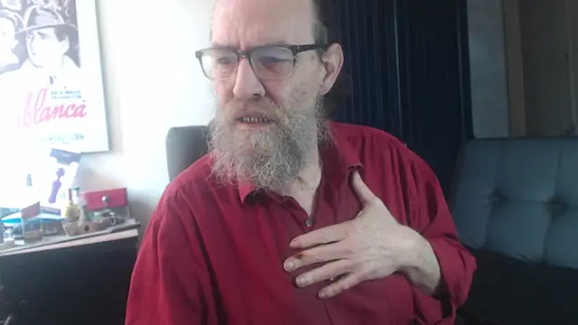 Snapshot of Uncle_Hottie chatting on 08-01-26, 05:00 Uncle Hottie online show from 08-01-26, 05:00