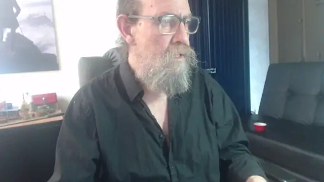 Snapshot of Uncle_Hottie chatting on 07-28-26, 07:39 Uncle Hottie online show from 07-28-26, 07:39