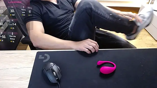 sensualman90 online show from 05-18-26, 03:17