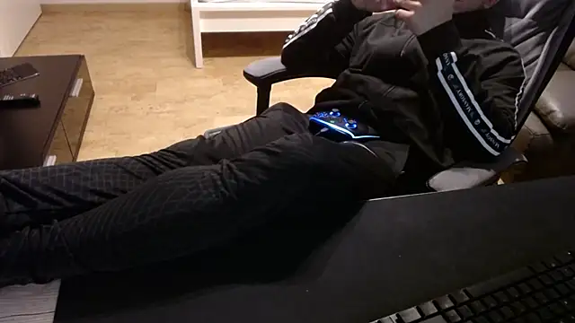 sensualman90 online show from 01-11-26, 10:11