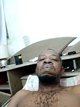 Negaomalinha1 online show from 02-15-26, 02:45