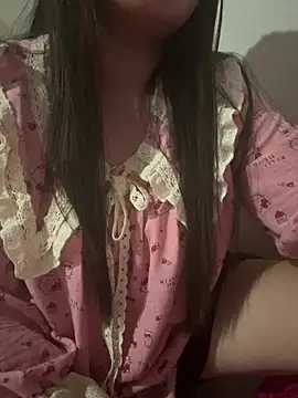 Snapshot of Suni-ii chatting on 06-20-26, 01:38 Suni-ii online show from 06-20-26, 01:38
