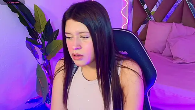 Snapshot of sharlot_tay1 chatting on 01-10-26, 03:13 sharlot tay1 online show from 01-10-26, 03:13