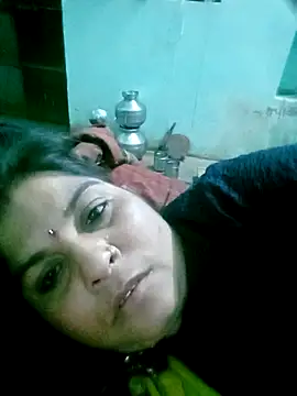 Rajnilodhi4788 online show from 01-13-26, 02:43