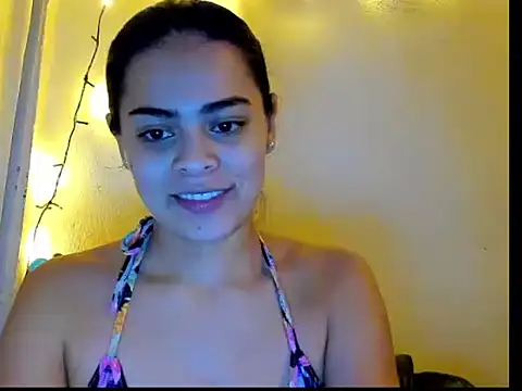 Snapshot of Antonella_Gomez22 chatting on 01-14-26, 07:23 Antonella Gomez22 online show from 01-14-26, 07:23