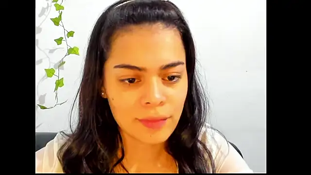 Snapshot of Antonella_Gomez22 chatting on 05-05-26, 01:30 Antonella Gomez22 online show from 05-05-26, 01:30