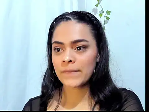 Snapshot of Antonella_Gomez22 chatting on 06-11-26, 12:12 Antonella Gomez22 online show from 06-11-26, 12:12