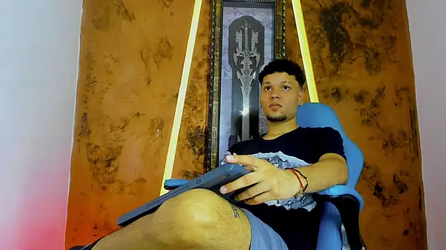 Snapshot of Lucas_hot_20 chatting on 02-22-26, 07:26 Lucas hot 20 online show from 02-22-26, 07:26