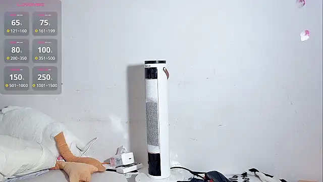 Snapshot of nana-yy chatting on 01-09-26, 02:18 nana-yy online show from 01-09-26, 02:18