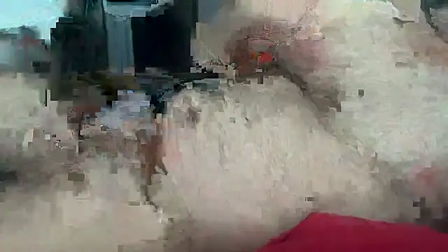 Snapshot of gilou51x chatting on 07-01-26, 04:57 gilou51x online show from 07-01-26, 04:57