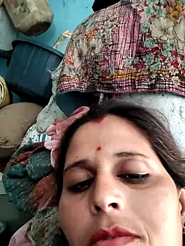 Snapshot of Bhavna8080 chatting on 06-04-26, 03:55 Bhavna8080 online show from 06-04-26, 03:55