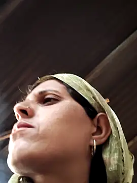 Bhavna8080 online show from 04-22-26, 12:28