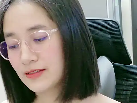 Shulee- online show from 03-10-26, 03:32