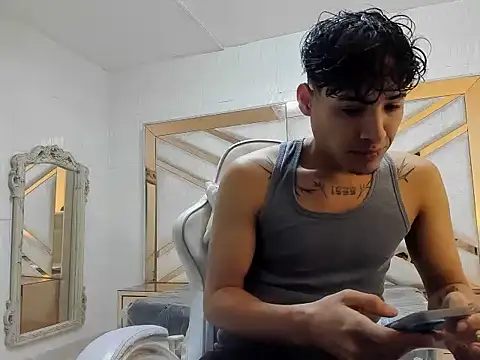 MaxStar26 online show from 01-13-26, 02:54