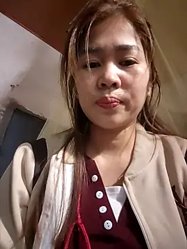 Snapshot of Comebaby-077 chatting on 01-15-26, 12:41 Comebaby-077 online show from 01-15-26, 12:41