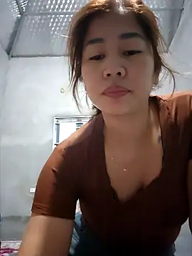 Snapshot of Comebaby-077 chatting on 01-06-26, 01:09 Comebaby-077 online show from 01-06-26, 01:09