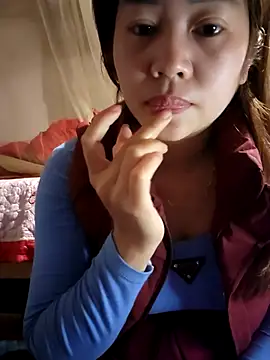 Snapshot of Comebaby-077 chatting on 01-11-26, 08:27 Comebaby-077 online show from 01-11-26, 08:27