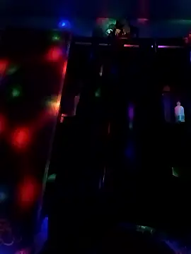 Snapshot of 01Roshani chatting on 01-08-26, 07:20 01Roshani online show from 01-08-26, 07:20