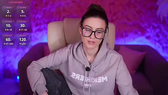 AlexaFleur online show from 04-05-26, 07:42