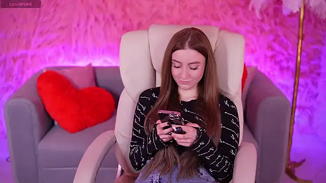 AlexaFleur online show from 03-06-26, 07:58