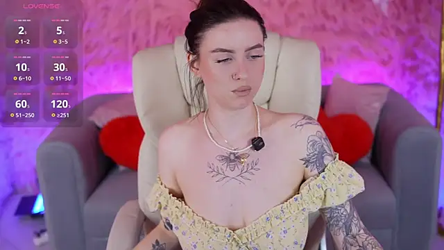 AlexaFleur online show from 03-26-26, 08:01