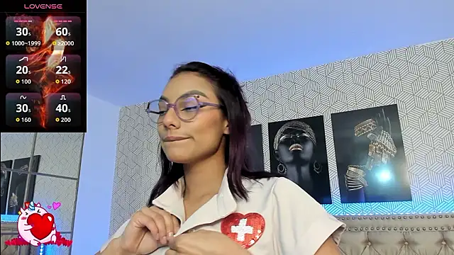 Snapshot of MeganRosseX chatting on 02-04-26, 11:00 MeganRosseX online show from 02-04-26, 11:00