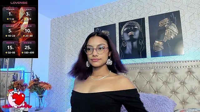 Snapshot of MeganRosseX chatting on 02-02-26, 09:14 MeganRosseX online show from 02-02-26, 09:14