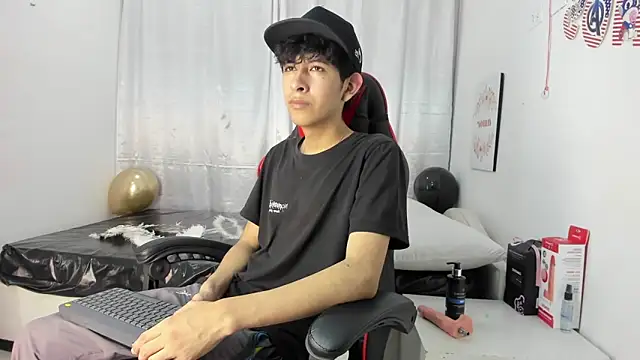 julian xx online show from 05-14-26, 06:27