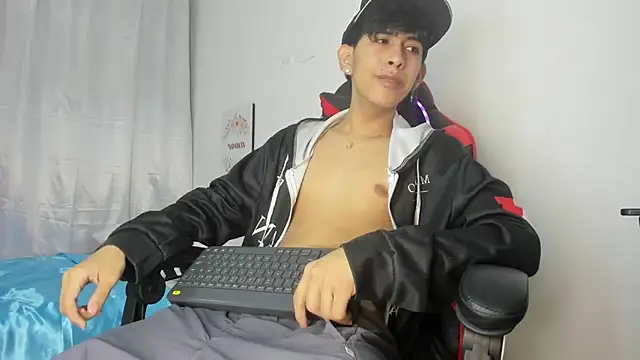 julian xx online show from 04-23-26, 07:59