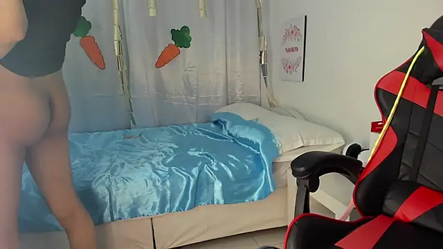 julian xx online show from 04-08-26, 07:04